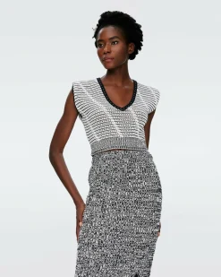 Claud Crochet Top